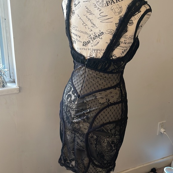 Black lace Bebe dress small - Picture 2 of 3